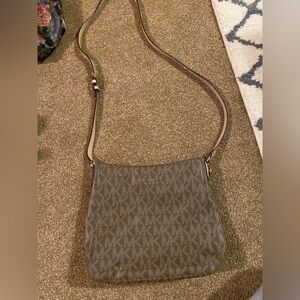 Michael Kors cross body purse